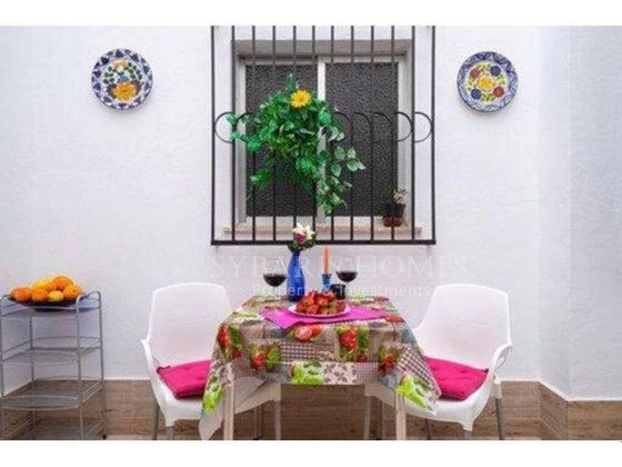 Foto 1 de Pis en venda a El Puerto de 6 habitacions amb terrassa i balcó