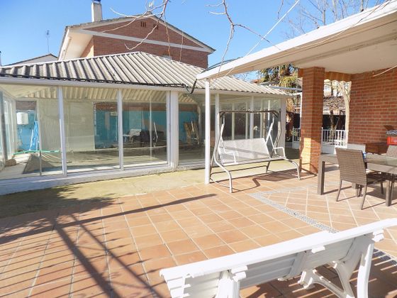 Foto 2 de Venta de chalet en Villamanrique de Tajo de 5 habitaciones con terraza y piscina
