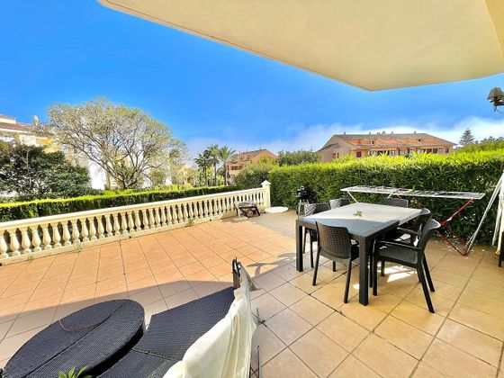 Foto 1 de Alquiler de piso en calle Bahia de Marbella de 2 habitaciones con terraza y piscina
