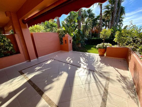 Foto 2 de Casa en venda a calle Santillana del Mar de 3 habitacions amb terrassa i piscina