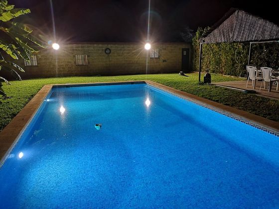 Foto 1 de Casa en venda a Beas de 3 habitacions amb terrassa i piscina