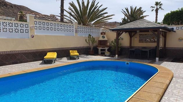 Foto 2 de Xalet en venda a calle Golondrina de 4 habitacions amb terrassa i piscina