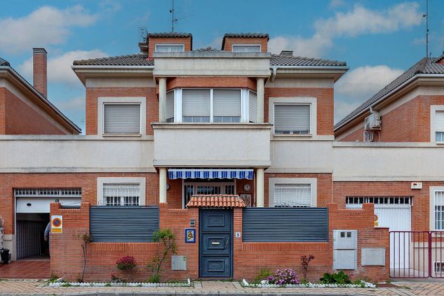 Foto 2 de Casa en venda a Las Américas de 6 habitacions amb terrassa i piscina