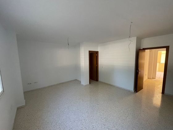 Foto 1 de Piso en venta en Écija de 4 habitaciones con garaje y ascensor