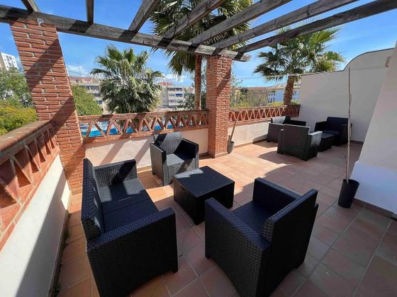 Foto 2 de Casa en venta en Zona Miraflores de 5 habitaciones con terraza y piscina