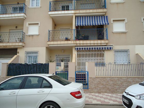 Foto 2 de Piso en venta en Los Narejos de 2 habitaciones con terraza y piscina