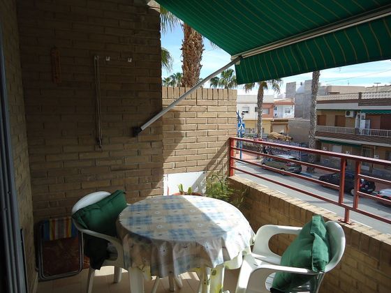 Foto 1 de Casa adosada en venta en Centro - Alcazares, Los de 3 habitaciones con garaje y balcón