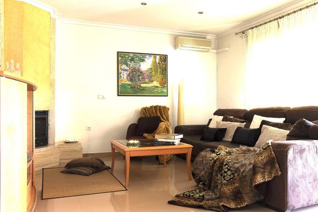 Foto 2 de Pis en venda a Redován de 4 habitacions amb terrassa i aire acondicionat