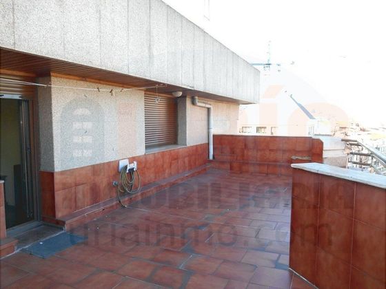 Foto 1 de Ático en alquiler en Zona Teatro Campoamor de 3 habitaciones con terraza y garaje