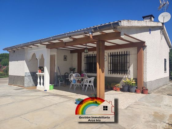 Foto 1 de Venta de chalet en Otero de 3 habitaciones con terraza y piscina