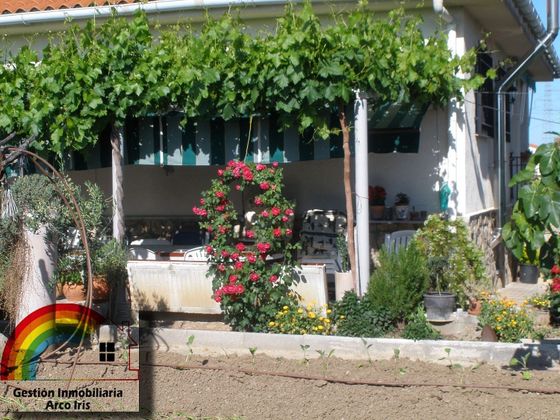 Foto 2 de Venta de chalet en Casar de Escalona (El) de 3 habitaciones con terraza y jardín