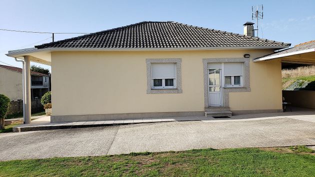 Foto 2 de Xalet en venda a Cesuras de 3 habitacions amb terrassa i garatge