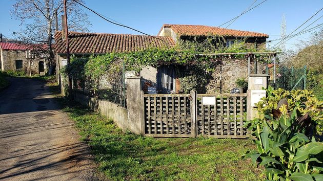Foto 1 de Casa en venda a Coirós de 4 habitacions amb garatge i jardí