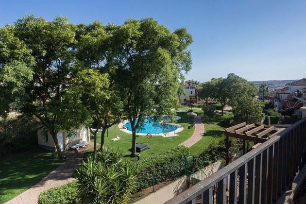 Foto 2 de Casa en lloguer a calle De Miguel de Unamuno de 2 habitacions amb terrassa i piscina