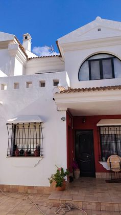 Foto 1 de Casa adossada en venda a Ayamonte ciudad de 3 habitacions amb terrassa i garatge