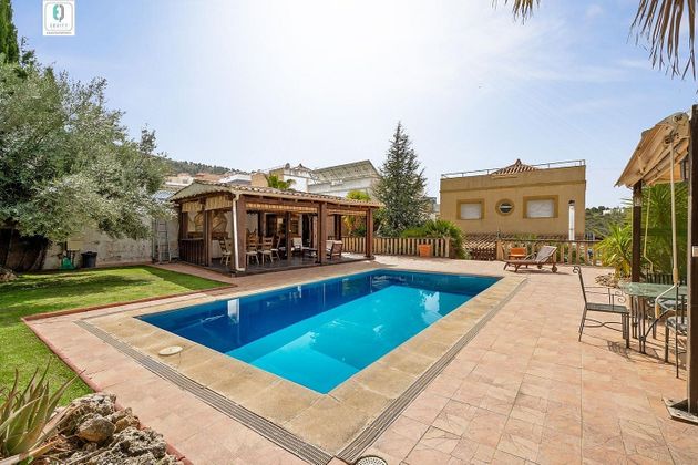 Foto 2 de Xalet en venda a Dílar de 4 habitacions amb terrassa i piscina