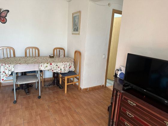 Foto 2 de Piso en venta en Chorrillo de 3 habitaciones con terraza y ascensor