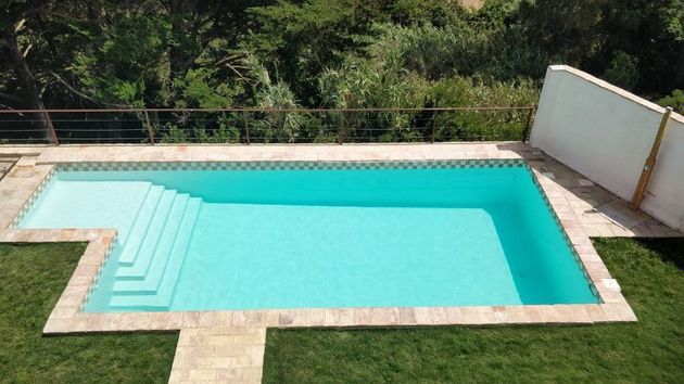 Foto 2 de Alquiler de chalet en avenida De Extremadura de 6 habitaciones con terraza y piscina