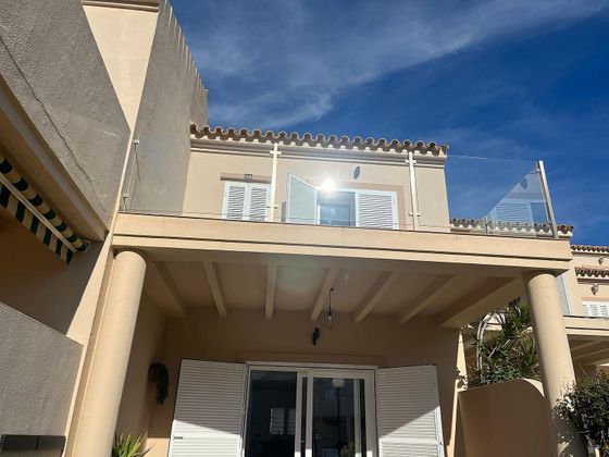 Foto 2 de Casa en lloguer a avenida Del Atlántico de 3 habitacions amb terrassa i piscina