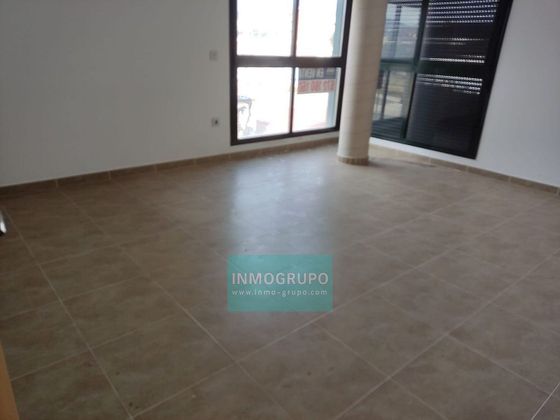 Foto 1 de Venta de piso en Torreblanca de 2 habitaciones con piscina y calefacción