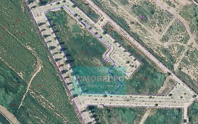 Foto 2 de Venta de terreno en La Torre - Playa de Chilches de 4093 m²
