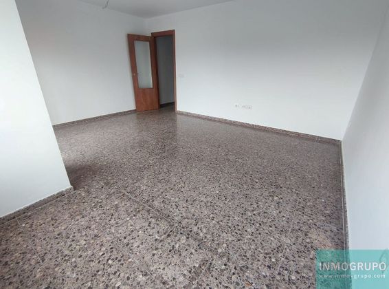 Foto 2 de Venta de piso en Torreblanca de 3 habitaciones con terraza y garaje