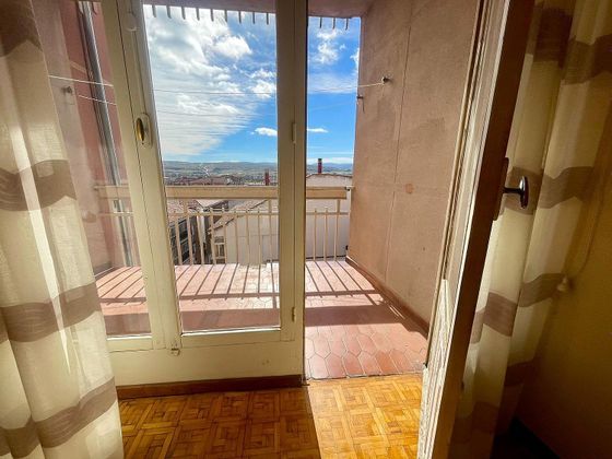 Foto 2 de Pis en venda a calle Dean Castor Robledo de 3 habitacions amb terrassa i calefacció