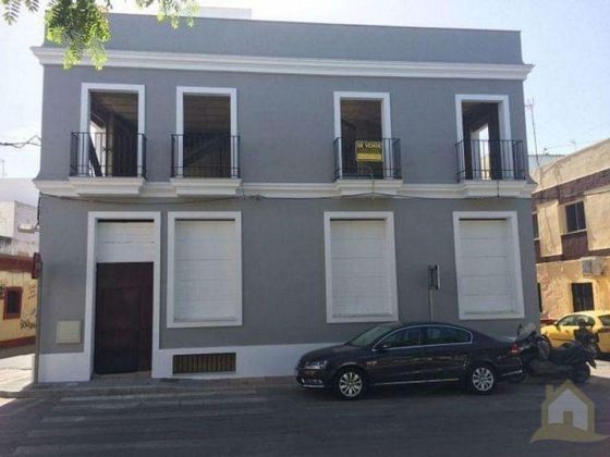 Foto 2 de Xalet en venda a La Pastora - La Estación de 5 habitacions amb terrassa i garatge