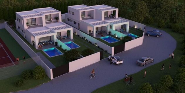 Foto 1 de Venta de chalet en Ctra de La Playa - La Coquina de 3 habitaciones con terraza y piscina