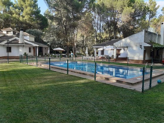 Foto 1 de Xalet en venda a Santa Cruz - Industria - Polígono Campollano de 5 habitacions amb terrassa i piscina