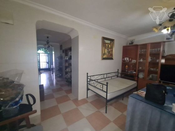 Foto 1 de Casa en venta en San Juan del Puerto de 4 habitaciones con terraza