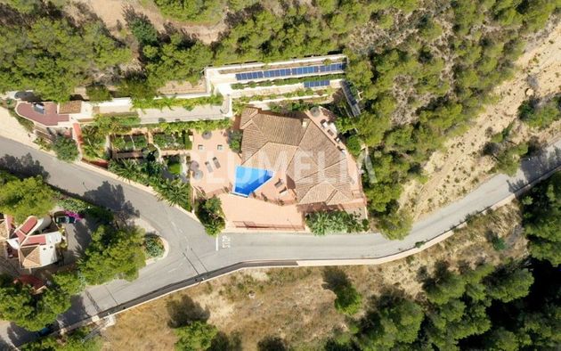 Foto 2 de Casa en venda a Callosa d´En Sarrià de 6 habitacions amb terrassa i piscina