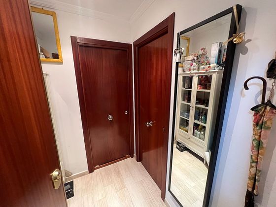 Foto 2 de Piso en venta en Aluche de 2 habitaciones con aire acondicionado y ascensor