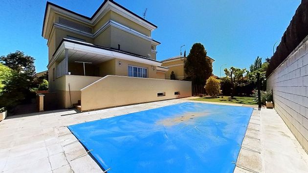 Foto 1 de Casa en venda a El Pilar - Bripac de 5 habitacions amb terrassa i piscina