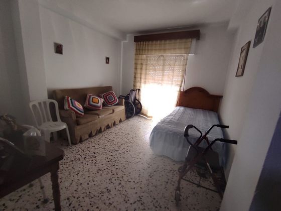 Foto 2 de Chalet en venta en Montilla de 4 habitaciones con terraza y balcón