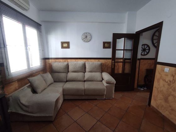 Foto 2 de Chalet en venta en Montilla de 4 habitaciones con terraza y balcón