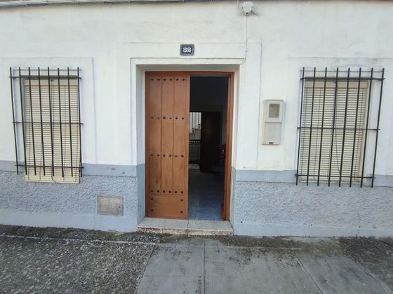 Foto 2 de Chalet en venta en Montilla de 3 habitaciones con terraza
