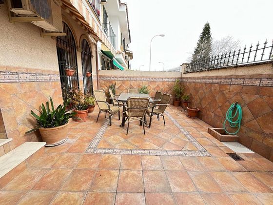 Foto 1 de Casa en venda a Este-Delicias de 5 habitacions amb terrassa i jardí
