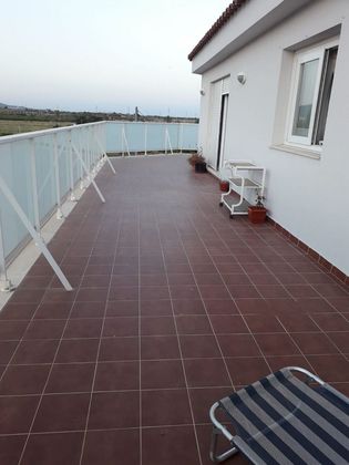 Foto 1 de Venta de ático en Torreblanca de 3 habitaciones con terraza y piscina