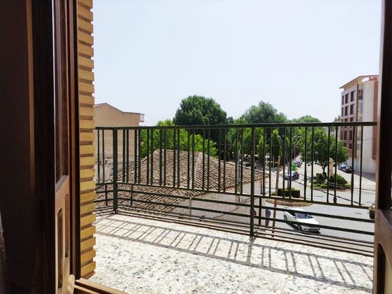 Foto 1 de Pis en venda a Roda (La) de 3 habitacions amb balcó i calefacció