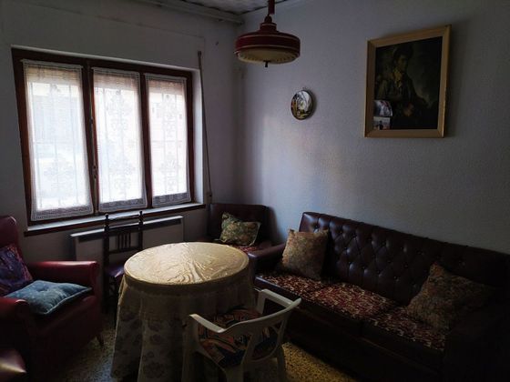 Foto 1 de Casa rural en venda a Madrigueras de 5 habitacions amb balcó
