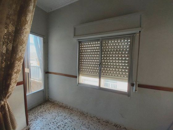 Foto 1 de Xalet en venda a Roda (La) de 4 habitacions amb balcó i calefacció