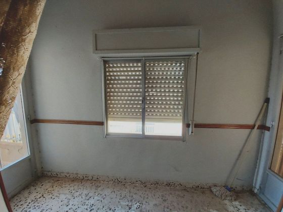 Foto 2 de Xalet en venda a Roda (La) de 4 habitacions amb balcó i calefacció