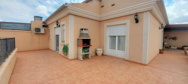 Foto 1 de Àtic en venda a Roda (La) de 3 habitacions amb terrassa i garatge