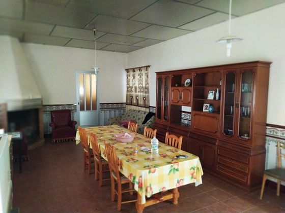 Foto 1 de Venta de casa rural en Casas de Guijarro de 7 habitaciones y 703 m²