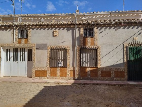 Foto 1 de Venta de casa rural en Casas de Benítez de 2 habitaciones y 130 m²