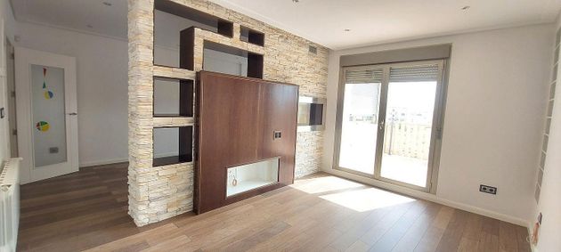 Foto 1 de Ático en venta en Roda (La) de 3 habitaciones con terraza y calefacción