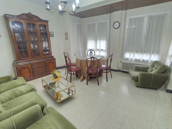 Foto 1 de Pis en venda a Roda (La) de 4 habitacions amb terrassa i aire acondicionat