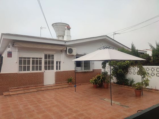 Foto 1 de Casa en lloguer a Punta Umbría de 3 habitacions amb garatge i mobles