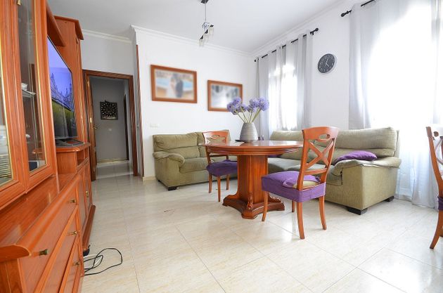 Foto 2 de Piso en venta en Punta Umbría de 3 habitaciones con aire acondicionado y calefacción